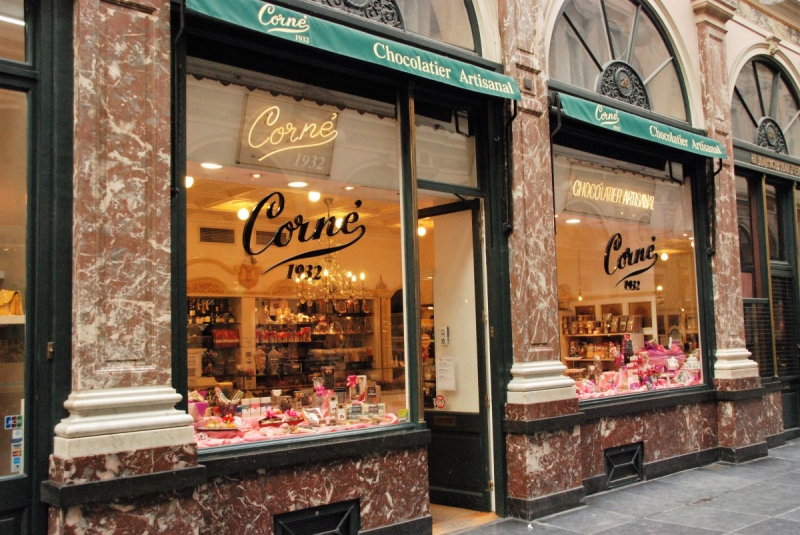 chocolaterie-GRIMAUD-min_chocolate_chocolaterie_shop_luxury_chic_gallery_brussels_belgium-558146